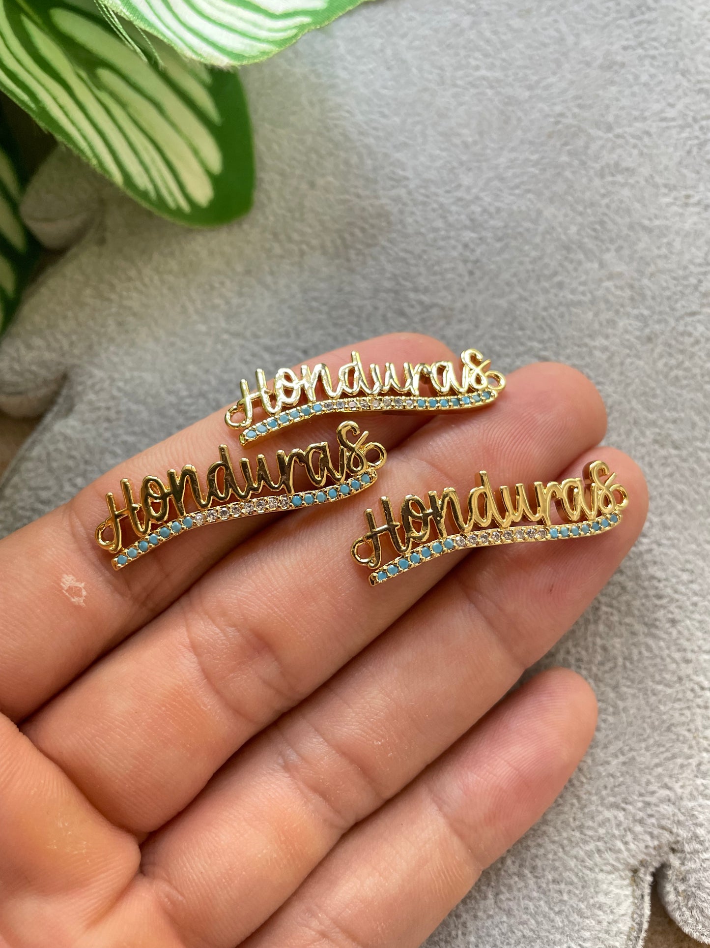 Conector Honduras con bandera