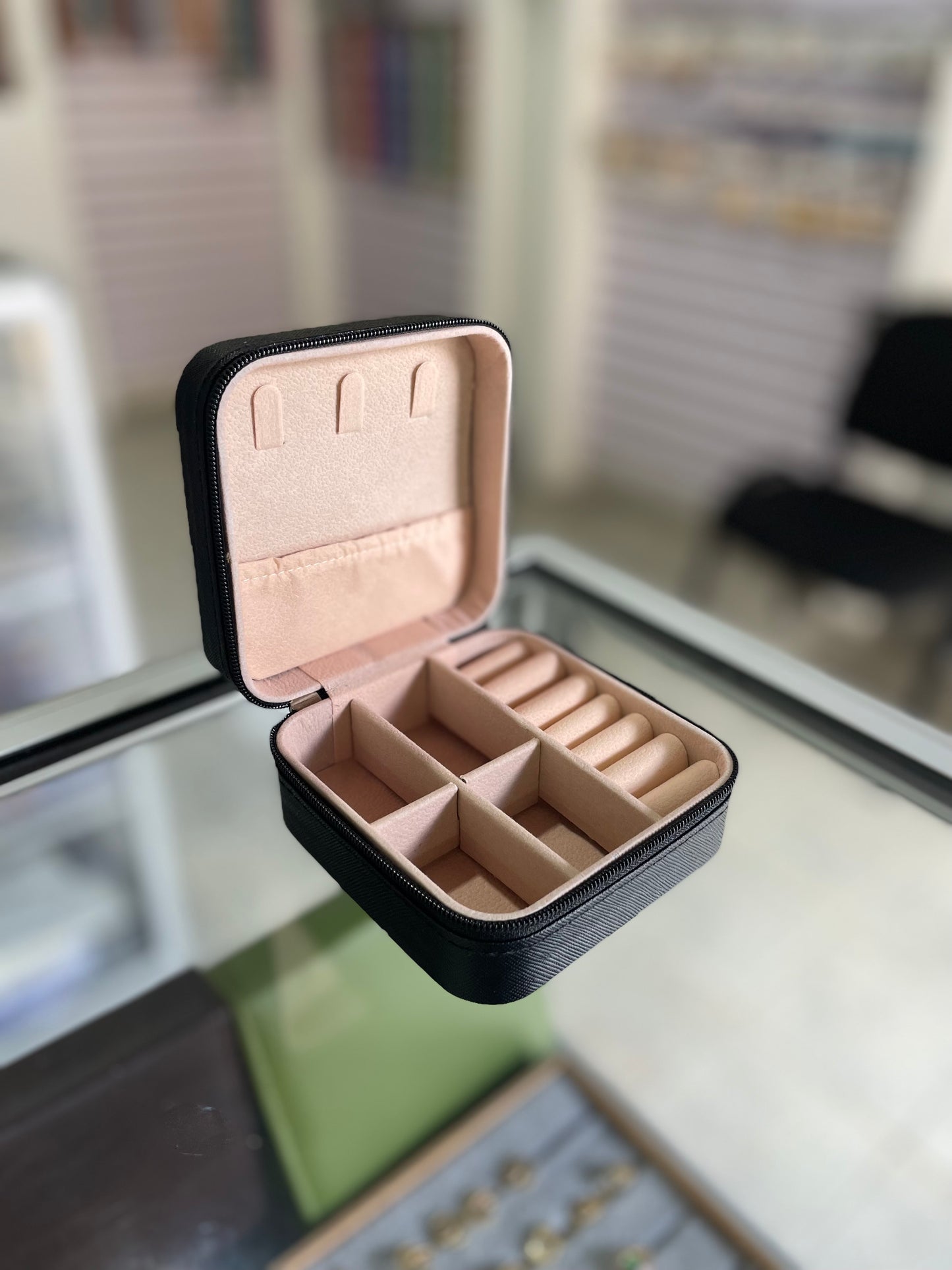 Joyero de viaje negro