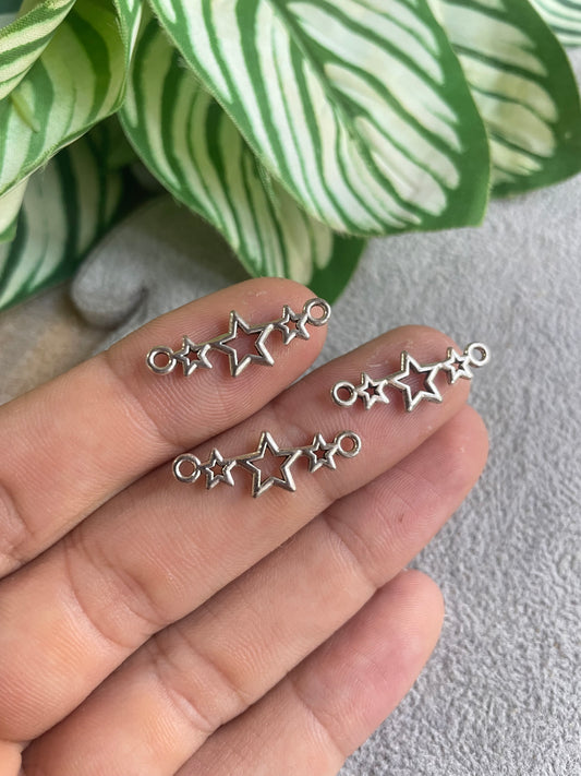 Enlace de estrellas de pewter