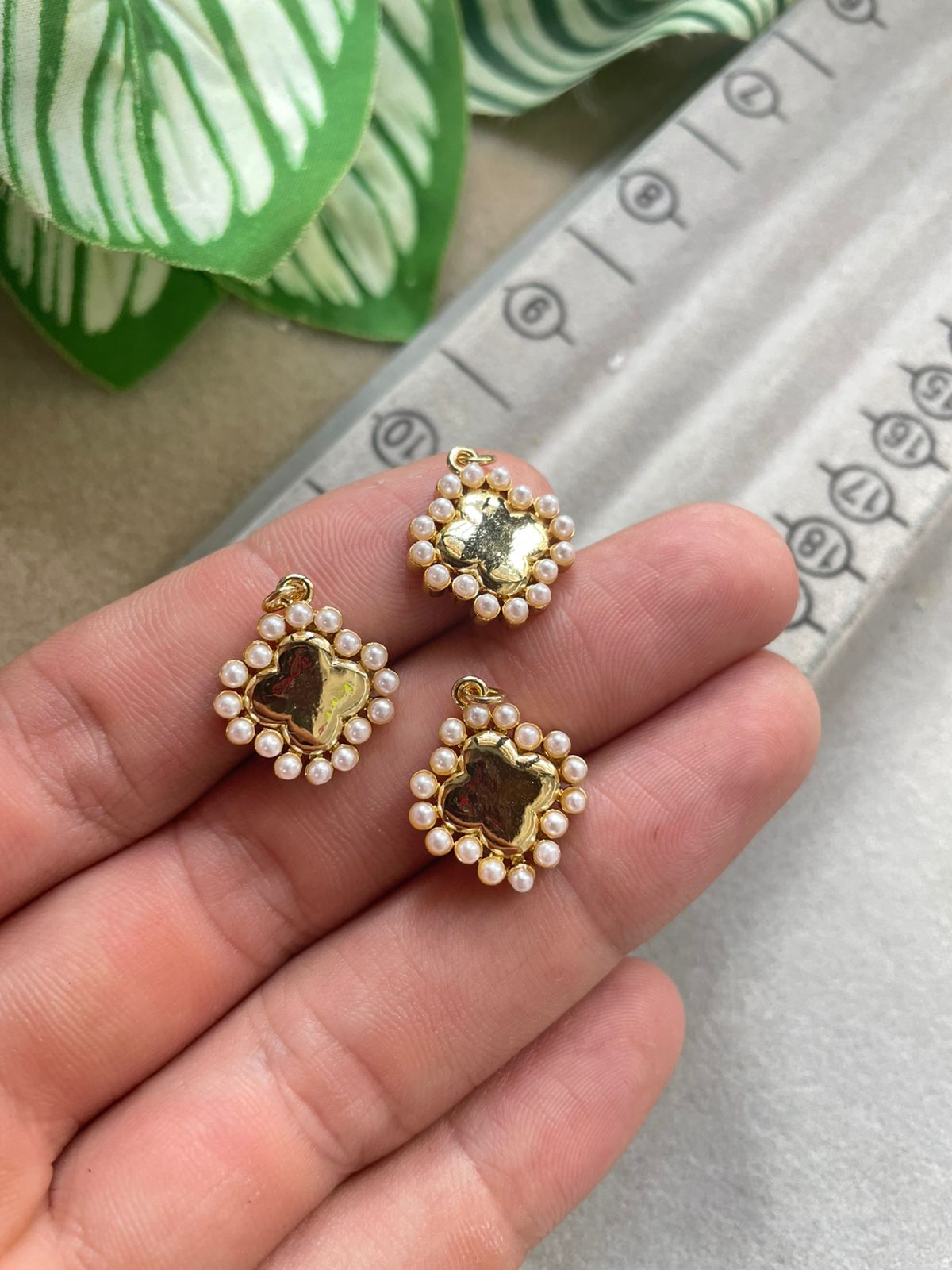 Dije van cleef con perlas