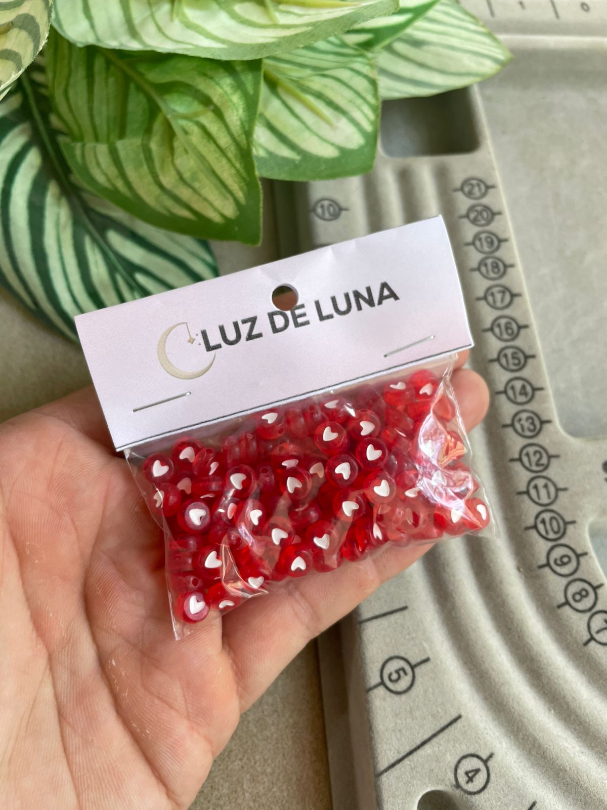 Corazón acrílico rojo