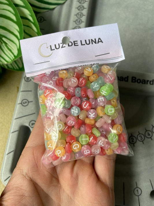 Letras acrilicas multicolor tonos pastel (50 gramos)